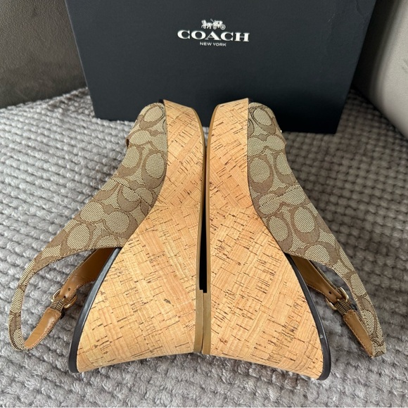 Coach Brown Wedges Signature designer heels with box gold shoes size 9 tan cork - Picture 5 of 10